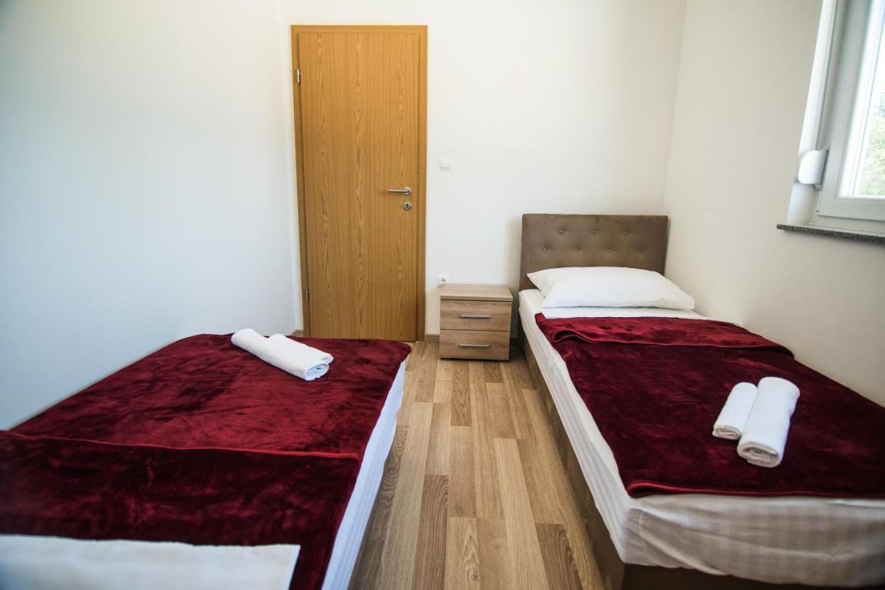 Apartments Slapovi Studenci المظهر الخارجي الصورة