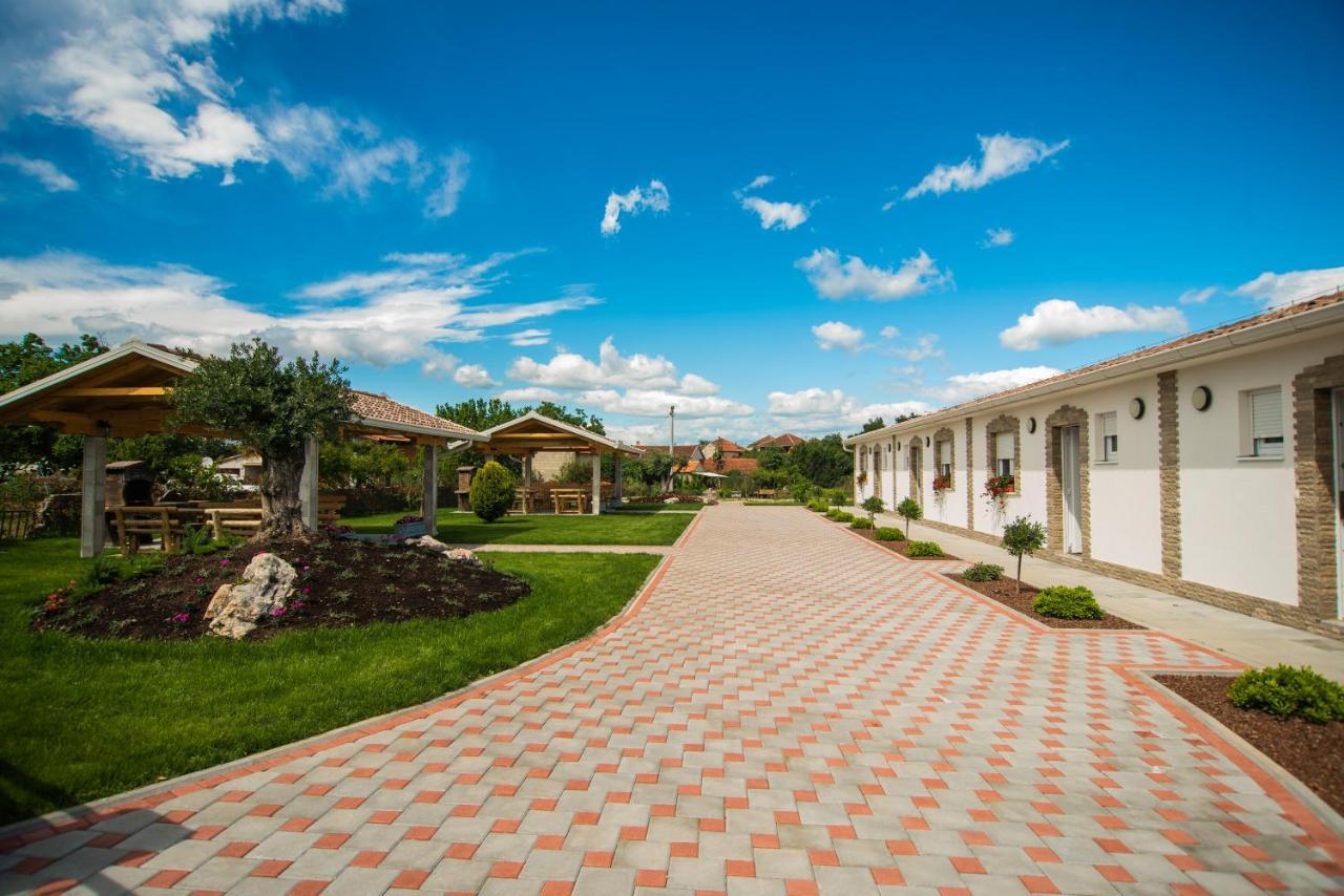Apartments Slapovi Studenci المظهر الخارجي الصورة