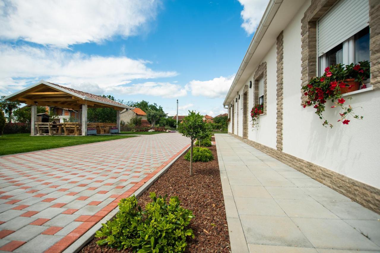 Apartments Slapovi Studenci المظهر الخارجي الصورة